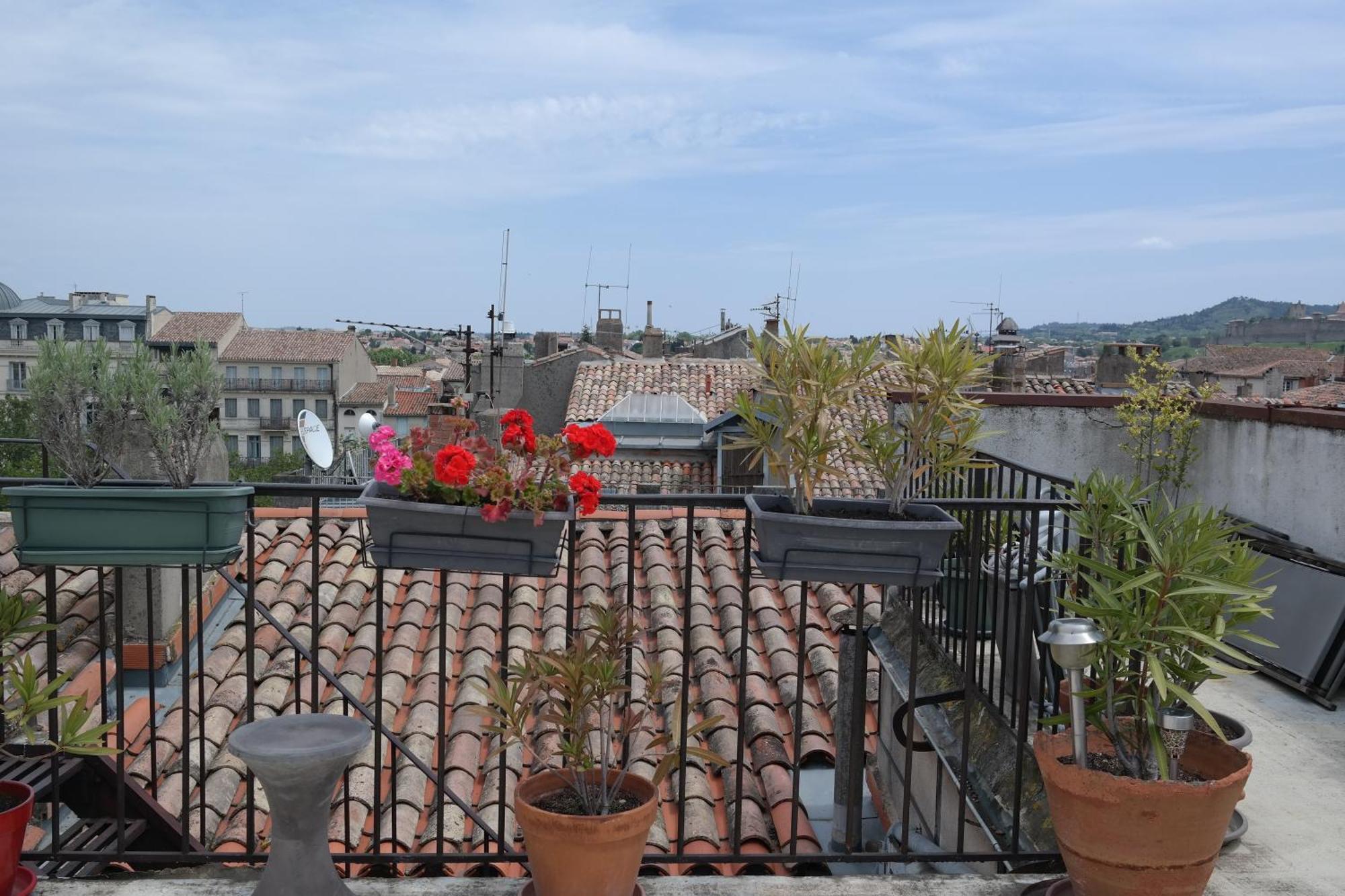 Penthouse Apartment Overlooking Place Carnot Καρκασόν Εξωτερικό φωτογραφία